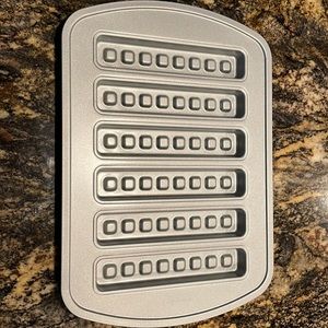 NEW! Pampered Chef Waffle Stick Pan